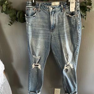 A&F The Skinny High Rise. Size 31/12